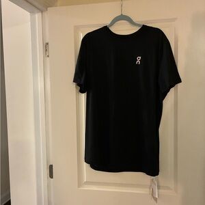 On Cloud Men’s Tee